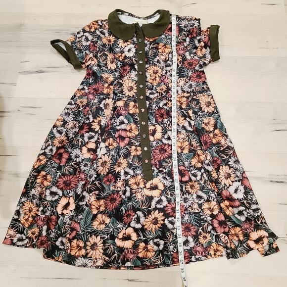 Eshakti Collared Button Front Swing Dress - Picture 6 of 6